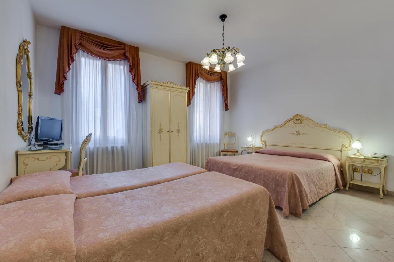 Hotel Bernardi Semenzato Венеція Екстер'єр фото